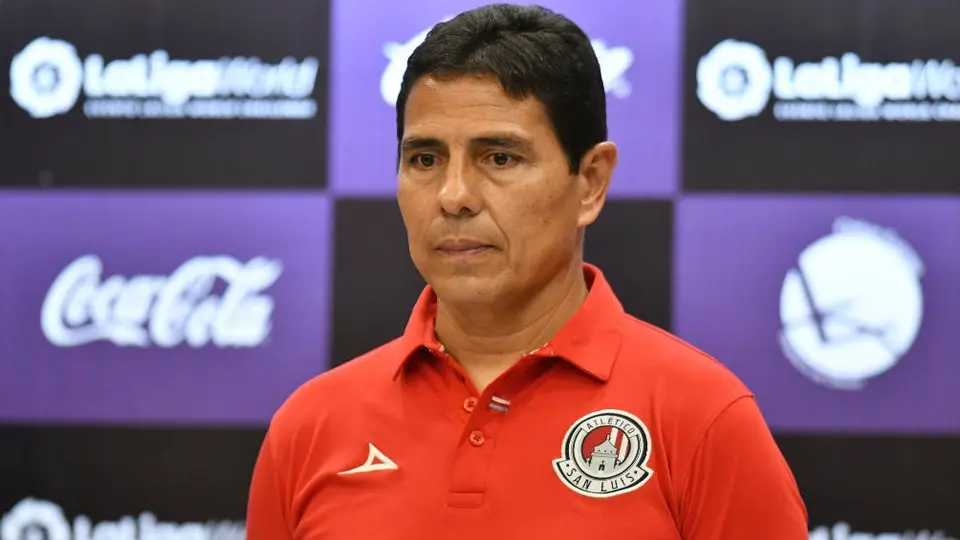 Alfonso Sosa dejó de ser entrenador del Atlético de San Luis