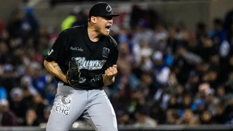 Charros blanquea a Yaquis y se pone a un triunfo del campeonato