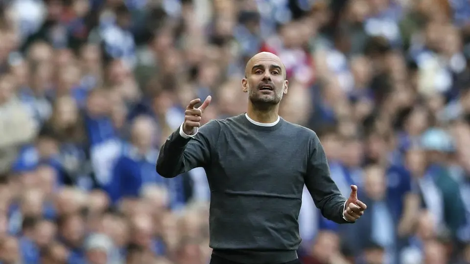 Guardiola consigue cuarto título en Inglaterra tras ganar Copa de la Liga