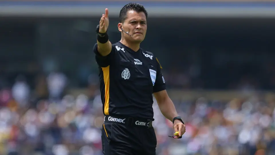 Pérez Durán será sancionado tras polémica en el Chivas vs Toluca