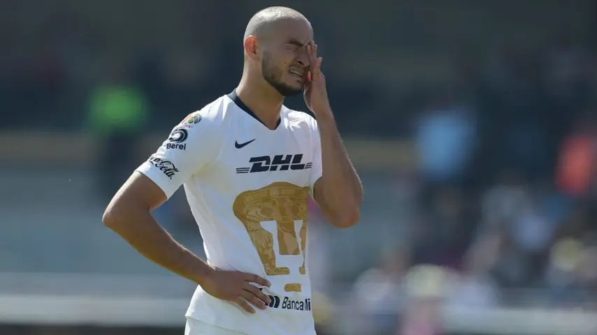 Carlos González se lamenta en el duelo frente al Veracruz | MEXSPORT