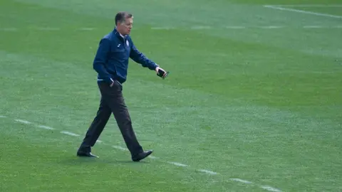 OFICIAL: Ricardo Peláez quedó fuera de Cruz Azul