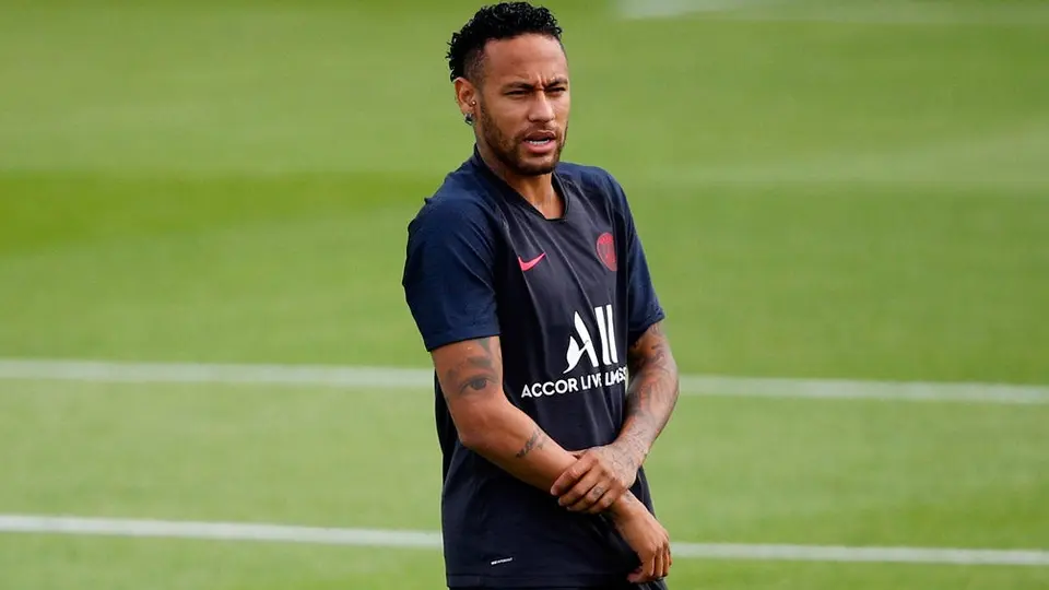 PSG pidió al Barcelona dos jugadores y 100 mde por Neymar