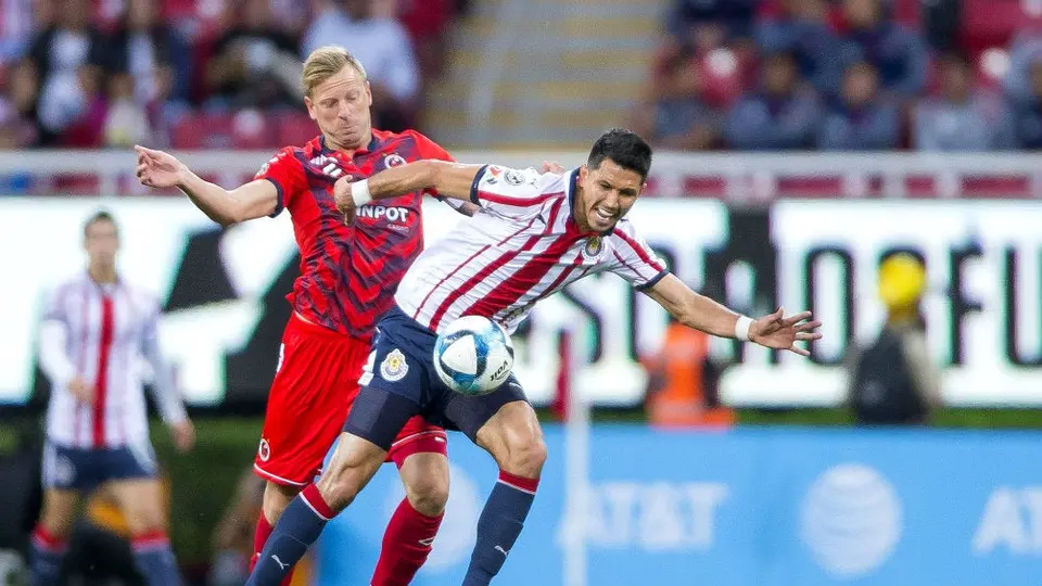 Jesús Molina, pieza clave en la 'muralla' de Chivas