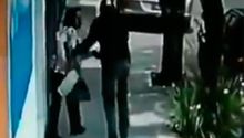 Señora de la tercera edad enfrenta a ladrón y evita robo