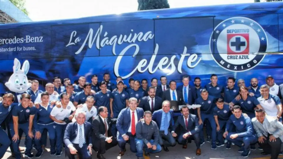 Cruz Azul y Barcelona firmarían convenio estratégico para beneficio mutuo