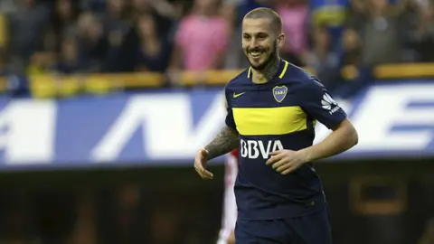 Darío Benedetto sería opción para reforzar a Rayados