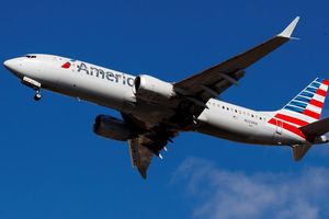 Avión regresa al aeropuerto porque una madre olvidó a su bebé