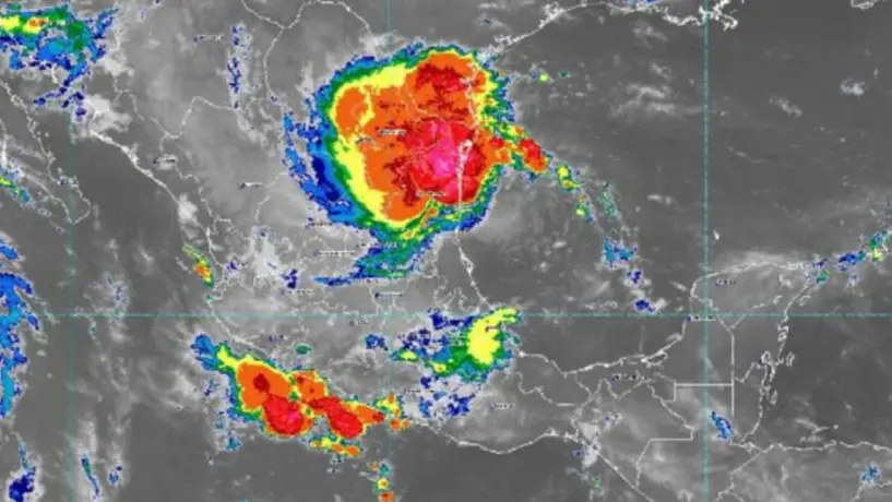 Nuevo Léon suspendió clases ante el paso de la Tormenta Tropical 'Fernand'