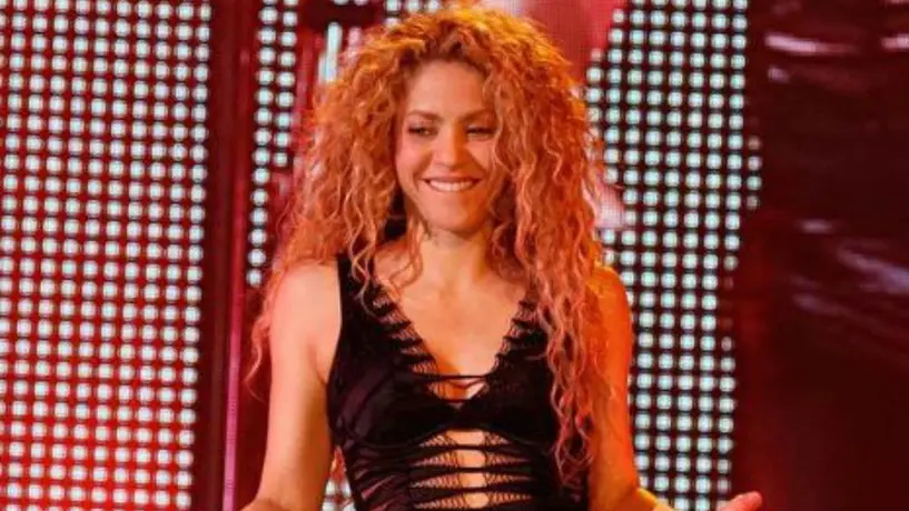Shakira felicitó a equipos de la fundación Pies Descalzos por ganar el título