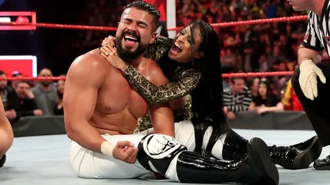 Andrade y AJ Styles llegan a RAW en el Superstar Shake Up