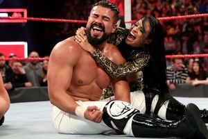Andrade y AJ Styles llegan a RAW en el Superstar Shake Up