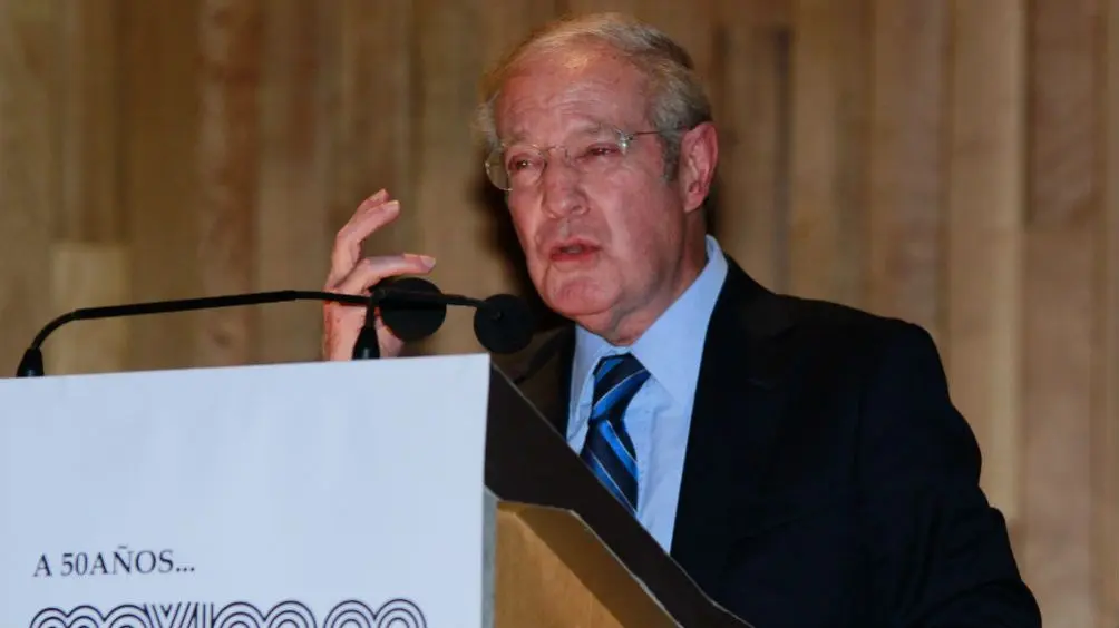 José Ramón Fernández durante la presentación de un libro | IMAGO7