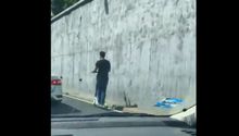 Usuario de scooter es captado circulando sobre Viaducto