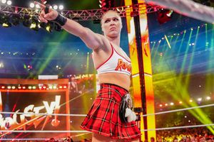 Ronda Rousey sería operada de una fractura en la mano