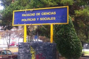 FCPyS y FFyL se van a paro por muerte de alumna en CCH Oriente