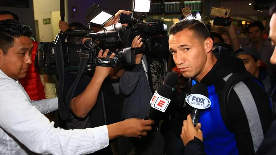 'Regla de menores ayudó a que futbolistas aparezcan en el Tri': Dueñas