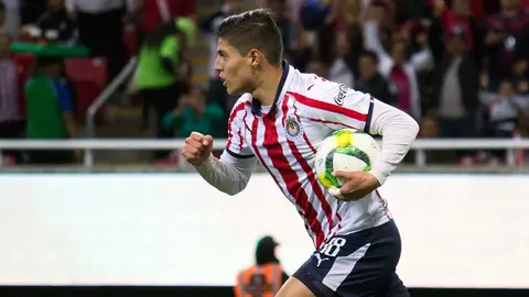 Ronaldo Cisneros y Alexis Vega, la apuesta de Coyote en Chivas