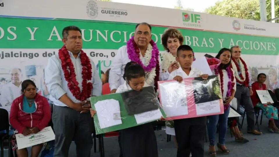 Visita Héctor Astudillo municipios de Xalpatláhuac y Atlamajalcingo del Monte