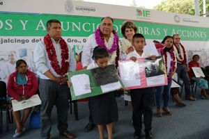 Visita Héctor Astudillo municipios de Xalpatláhuac y Atlamajalcingo del Monte