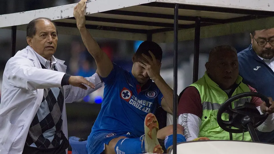 Stephen Eustáquio será baja de Cruz Azul por tiempo indefinido