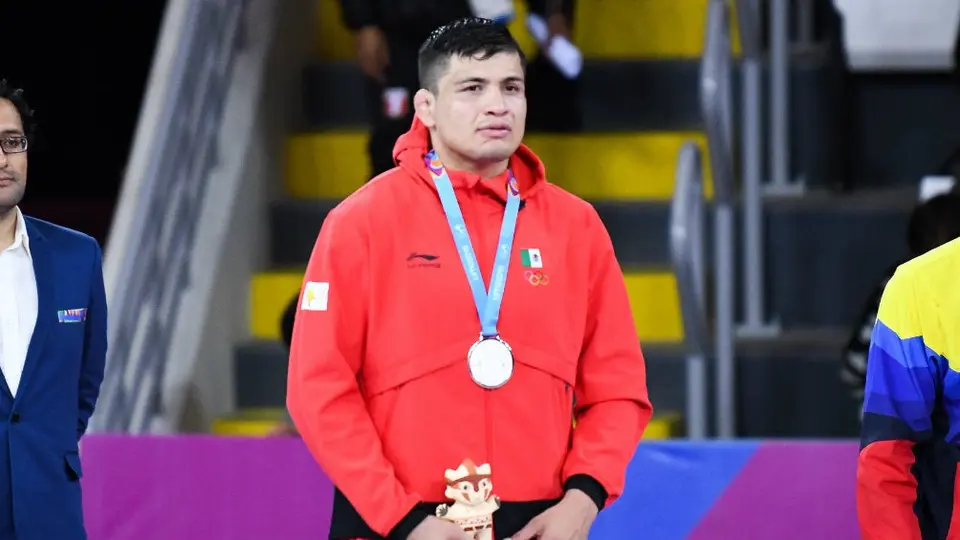 Alfonso Leyva consiguió plata para México en Lucha Grecorromana