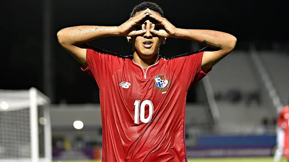 Cruz Azul adquiere a 'joya' panameña de 17 años