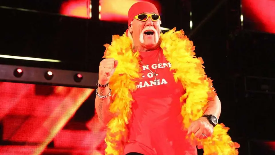 'Si no luchas en WWE, tu historia está incompleta': Hulk Hogan a Kenny Omega