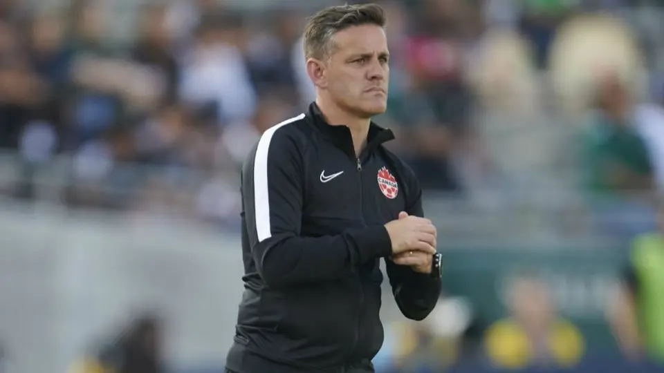 DT de Canadá considera hacer rotaciones para enfrentar al Tri