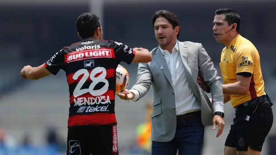 'Al rato le va a pegar a sus jugadores': Mendoza sobre Marioni