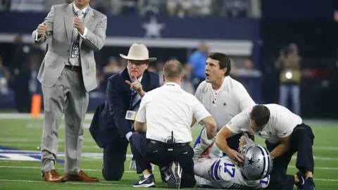 Jugador de Dallas sufre impactante lesión en juego de Playoffs