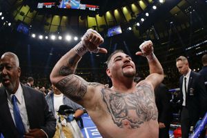 Comentaristas erizan la piel con narración de pelea de Andy Ruiz