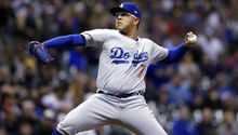 MLB da de baja a Julio Urías tras arresto por violencia doméstica