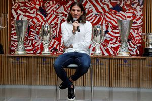 Despiden a Filipe Luis del Flamengo después de ganar cinco títulos y golear 8-0 a Madureira