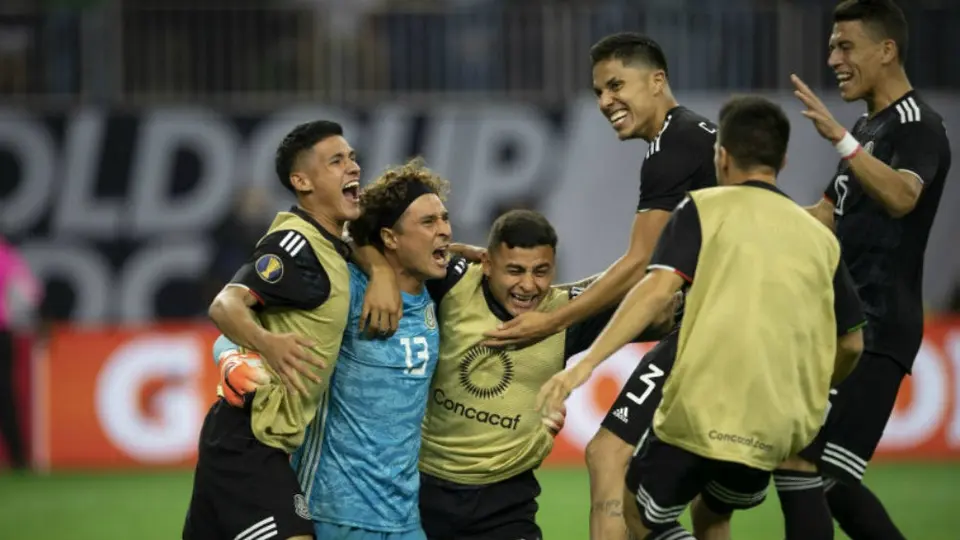 Tata Martino reconoció la labor y liderazgo de Ochoa con el Tri