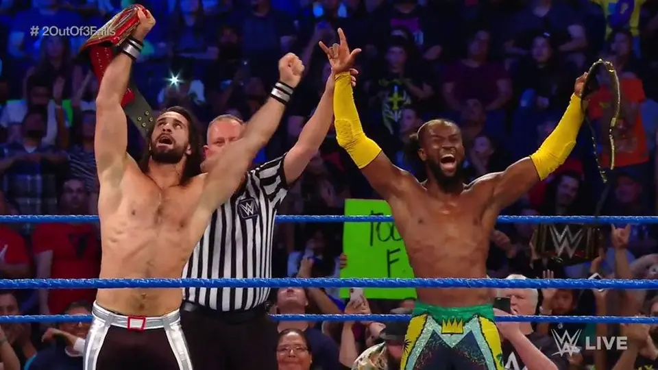 Seth Rollins y Kofi Kingston derrotaron a Sami Zayn y Kevin Owens en SmackDown