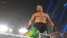 Brock Lesnar se lleva el maletín de Money in the Bank