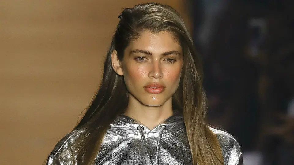 Victoria's Secret contrató a su primera modelo transgénero