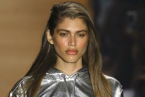 Victoria's Secret contrató a su primera modelo transgénero