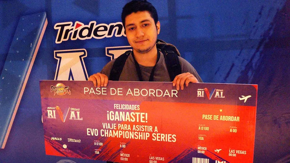 MikeSaftig y Javi clasifican al EVO tras ganar Torneo Rival de LMV