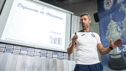 'El sello de Cruz Azul es la productividad y calidad': Caixinha
