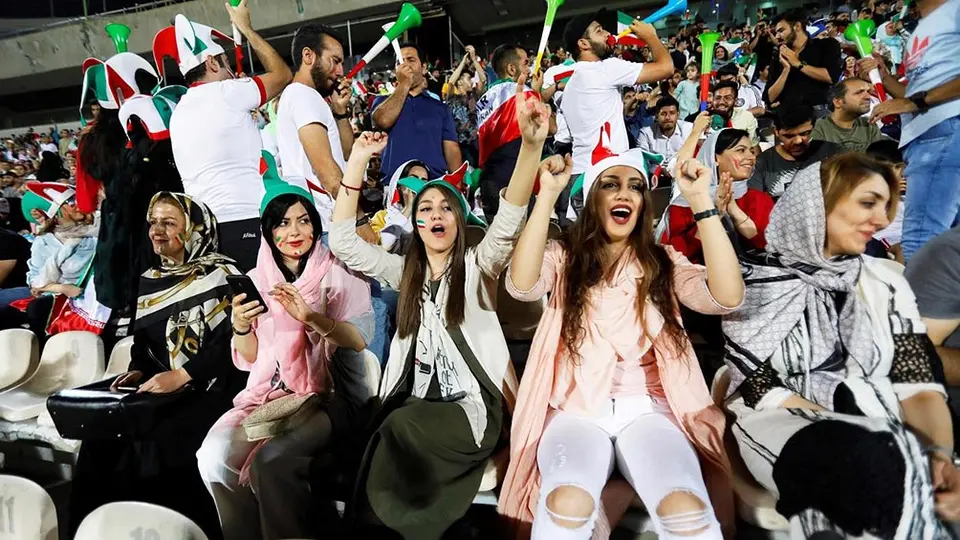 Mujeres podrán asistir a los estadios para ver eliminatorias de Irán