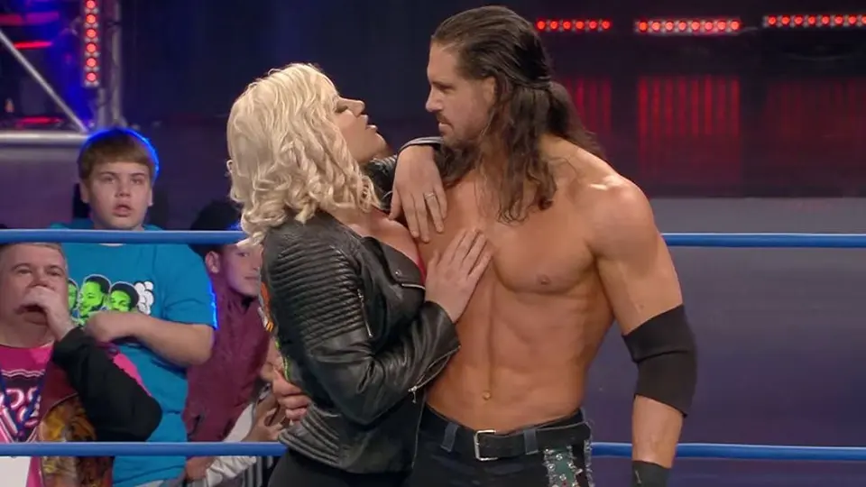 Taya y Johnny Impact acaban con Brian Cage