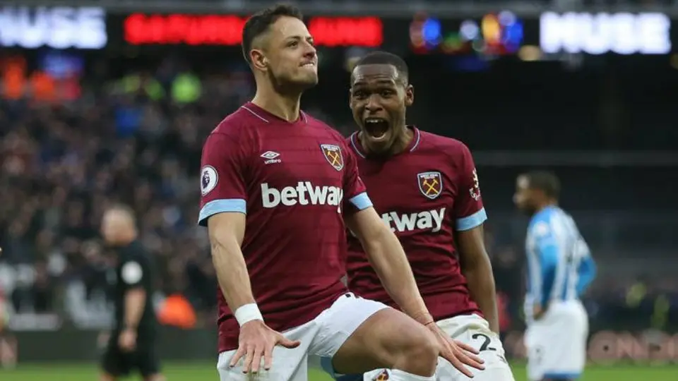 West Ham presume a Chicharito con filtro de bebé