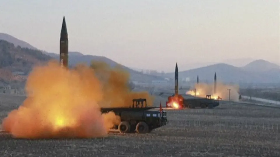 Corea del Norte lanza varios misiles de corto alcance