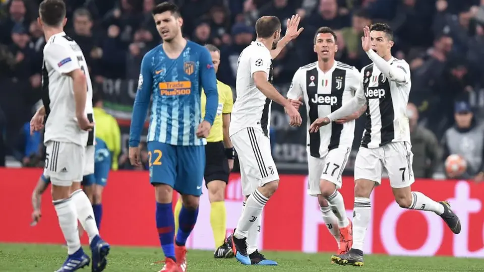 CR7 'sepulta' al Atleti con hat-trick y da pase a Cuartos a la Juventus