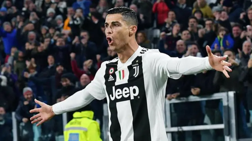 Cristiano Ronaldo tuvo gran gesto con fan que buscaba una selfie