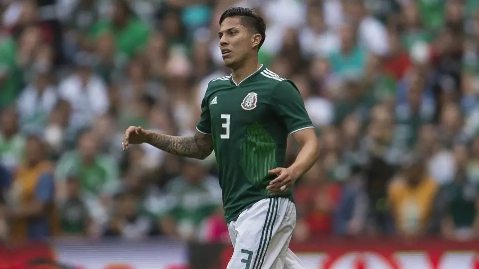 Carlos Salcedo reveló que podría ser baja del Tri para Copa Oro