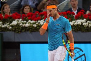 Rafael Nadal, fuera de Final del Abierto de Madrid al caer contra Stefanos Tsitsipas