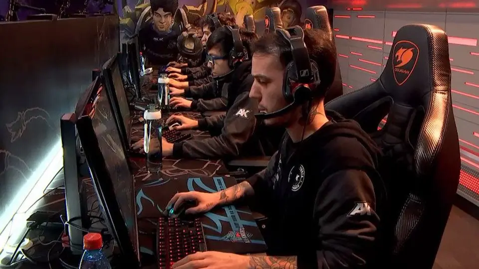 All Knights pasó encima de Infinity Esports en arranque de semana 3 de LLA